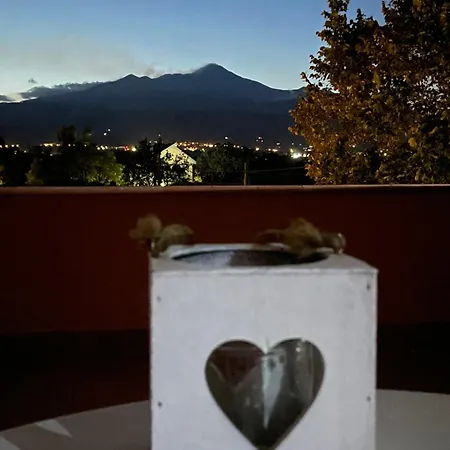 Linden House Etna * Aci SantʼAntonio